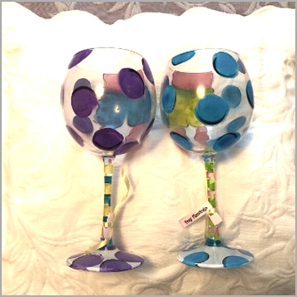 💜NWT Foxy Flamingo Hand Painted Polka Dot Goofy Wine Glasses🩵 - Picture 5 of 7